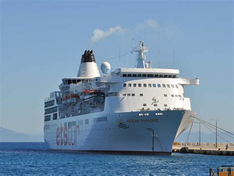 casino cruise singapore|singapore casino entry fee.